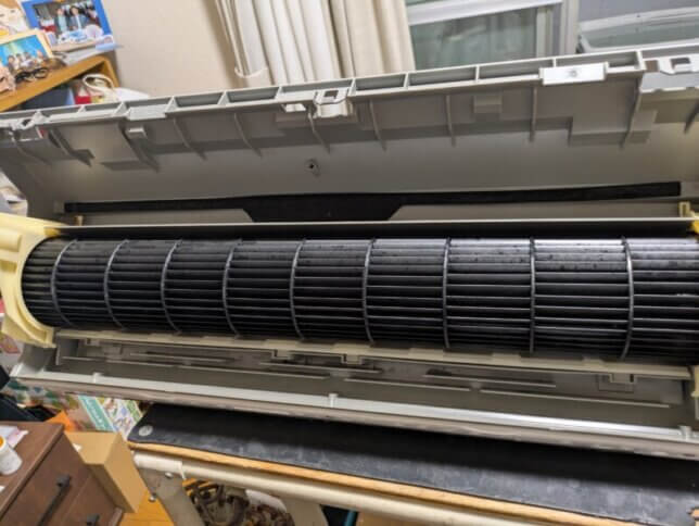 作業終了後のダイキンのエアコン