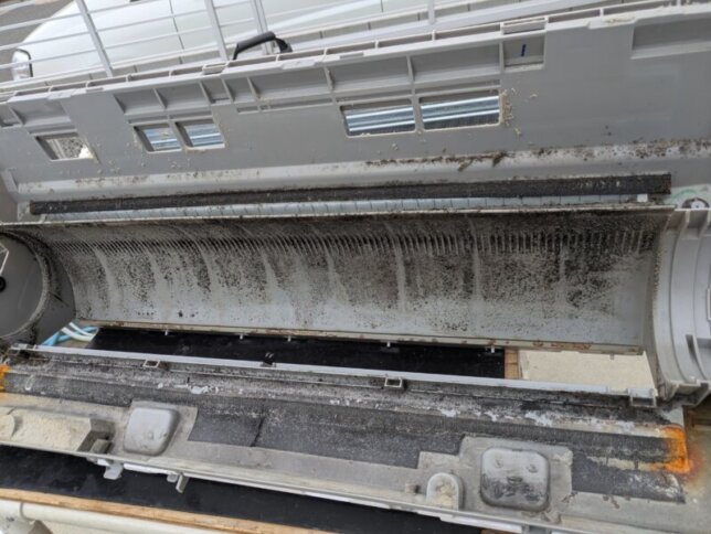 ケーシングの汚れた状態