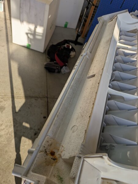 洗浄後のドレンパン