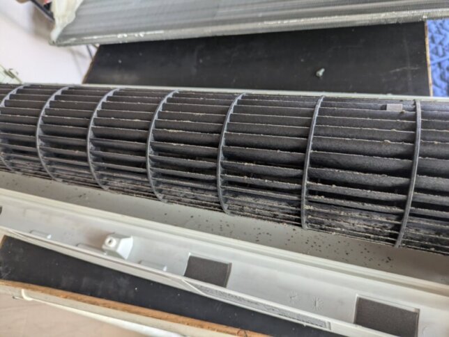 きれいそうに見えて内部は汚れている