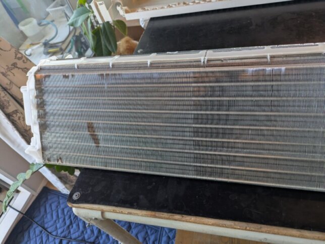 きれいになったシャープエアコンの熱交換器