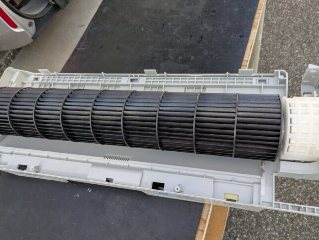 シャープのキレイになったファン