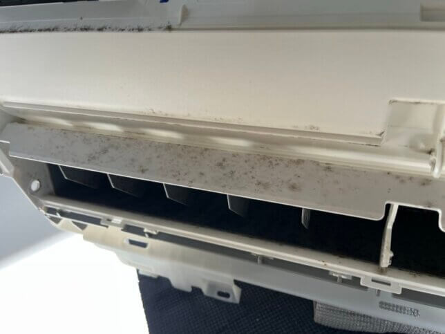 ダイキン製エアコン 熱交換器の汚れ