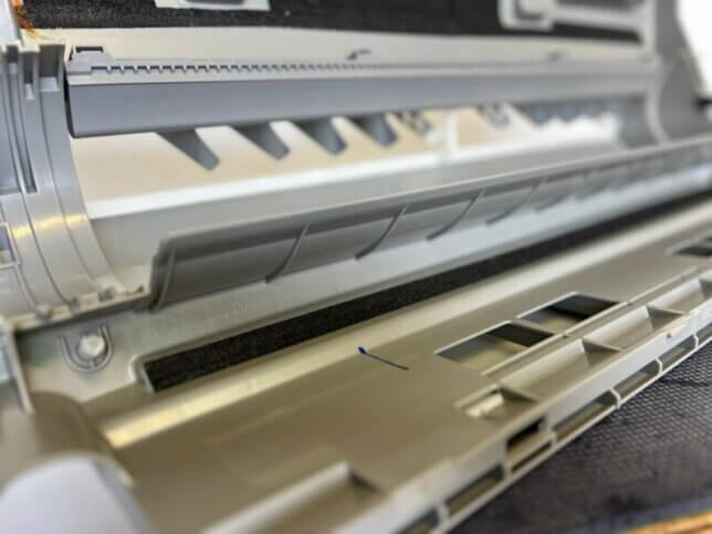 エアコン内部の油汚れと結露