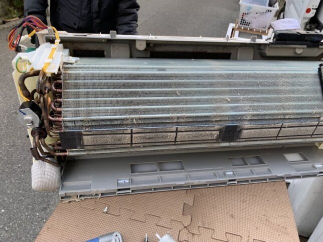ダイキンの熱交換器洗浄前