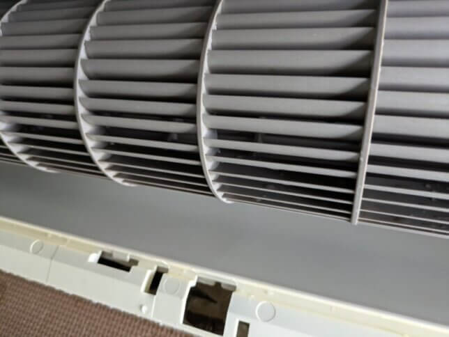 ファンも一枚ずつ手洗いですっきり