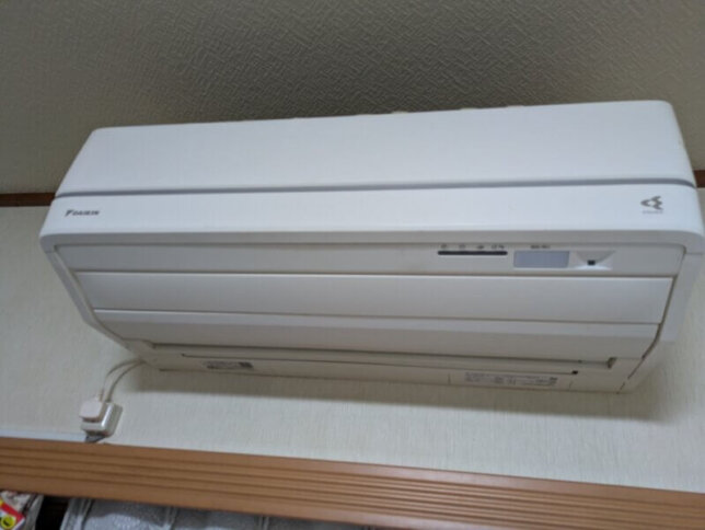 今回クリーニングさせていただいたダイキンお掃除機能付き