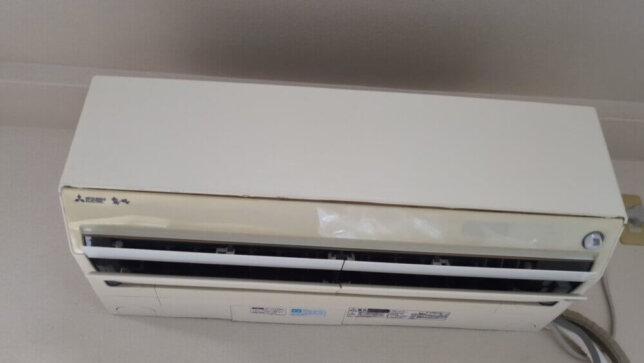 「おぞましい…」お客様が絶句したエアコン内部の正体とは？AIが導いた堺のエアコン完全分解クリーニング