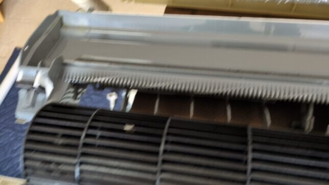 洗浄後のファンとドレンパン