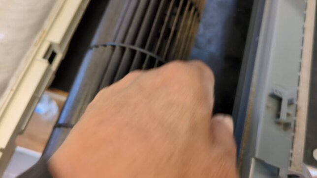 洗浄前のファン