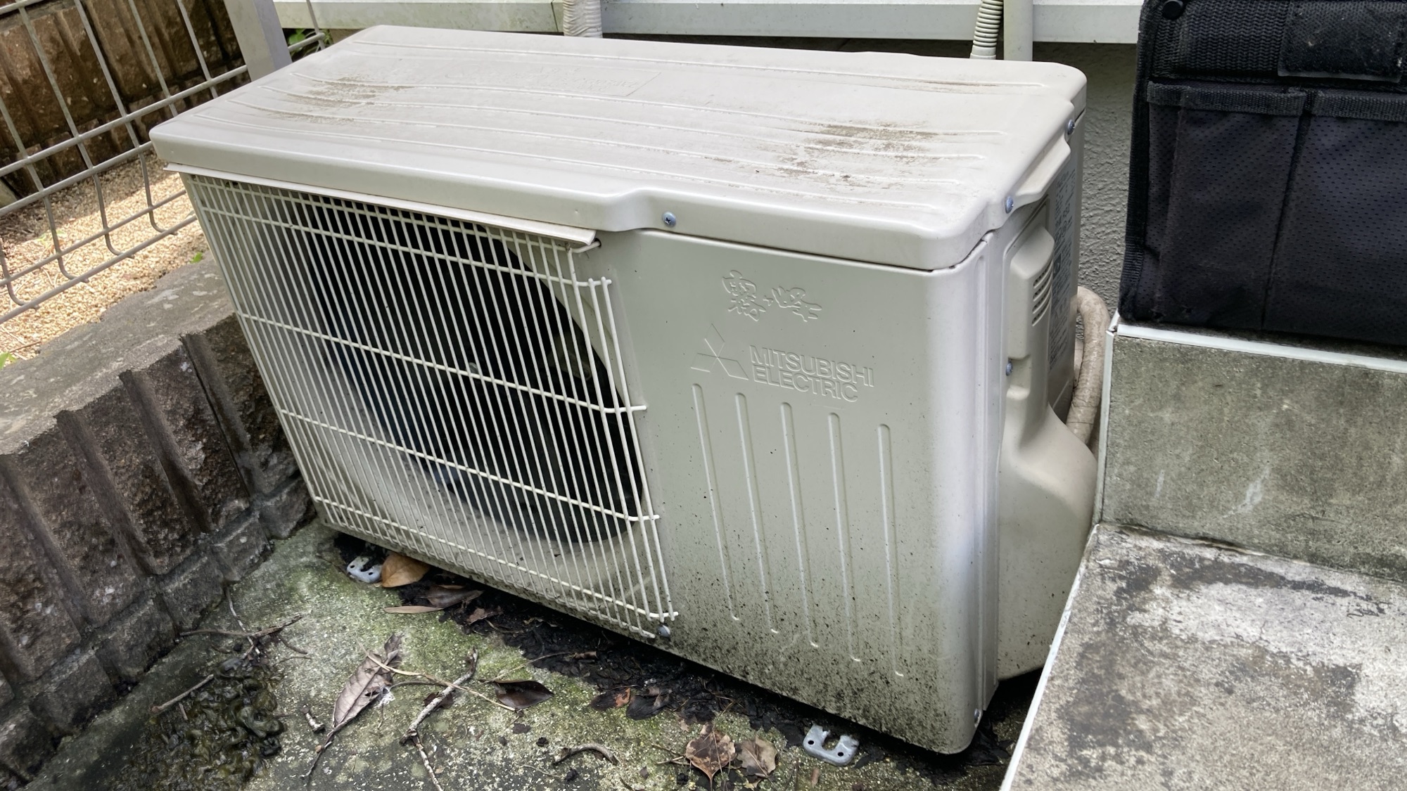 三菱電機のエアコン室外機