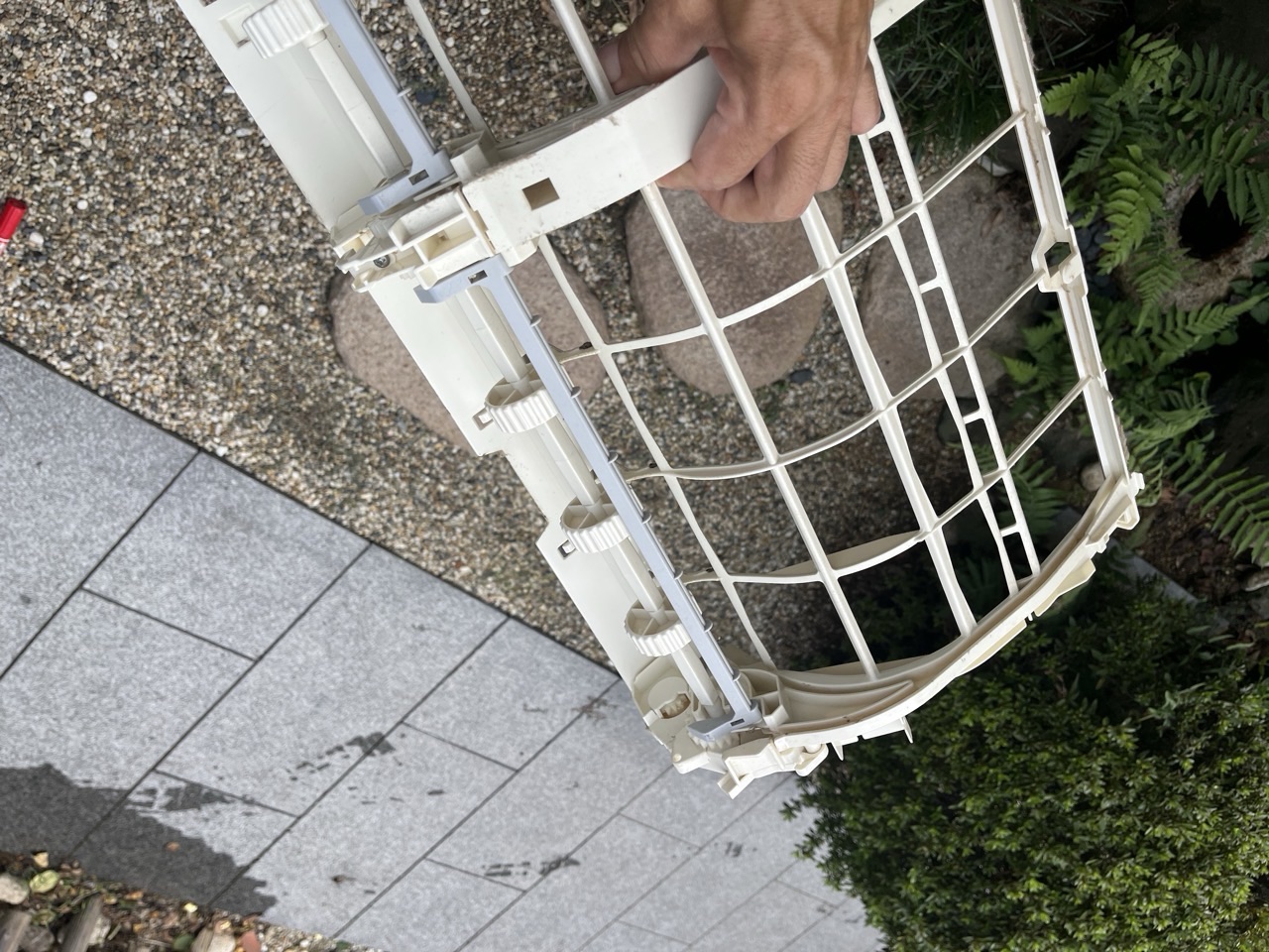 お掃除機能ユニットを分解した状態