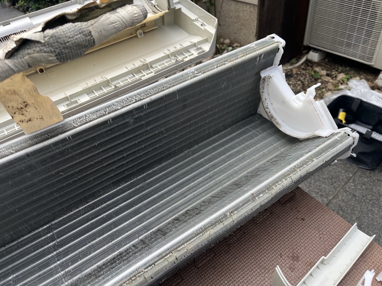 熱交換器の裏側