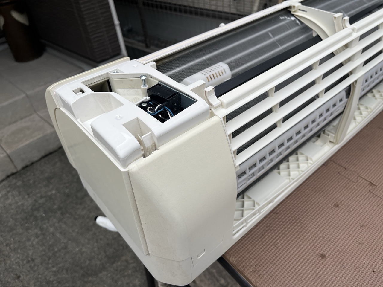 取り外したSHARP AY-D25DX-Wの送風ファン