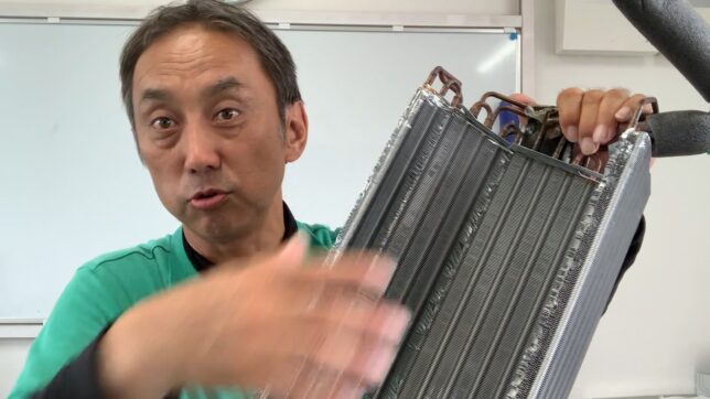 エアコンクリーニングでなぜ熱交換器が汚れるのか?